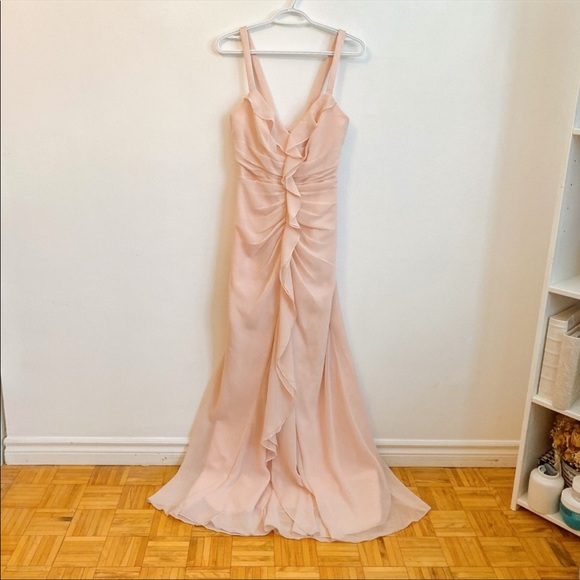 ⭐️Host Pick⭐️Vera Wang Blush Bridesmaids Dress/Prom Dress - Picture 6 of 10